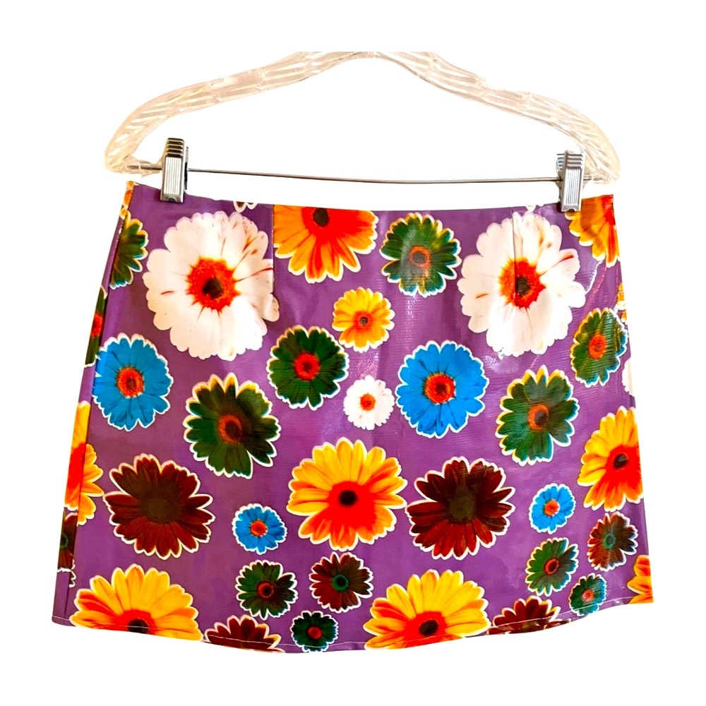 Handmade Y2K Floral Oilcloth Mini Skirt - Unique -Size 8 - Glossy Mod 70s Vibe